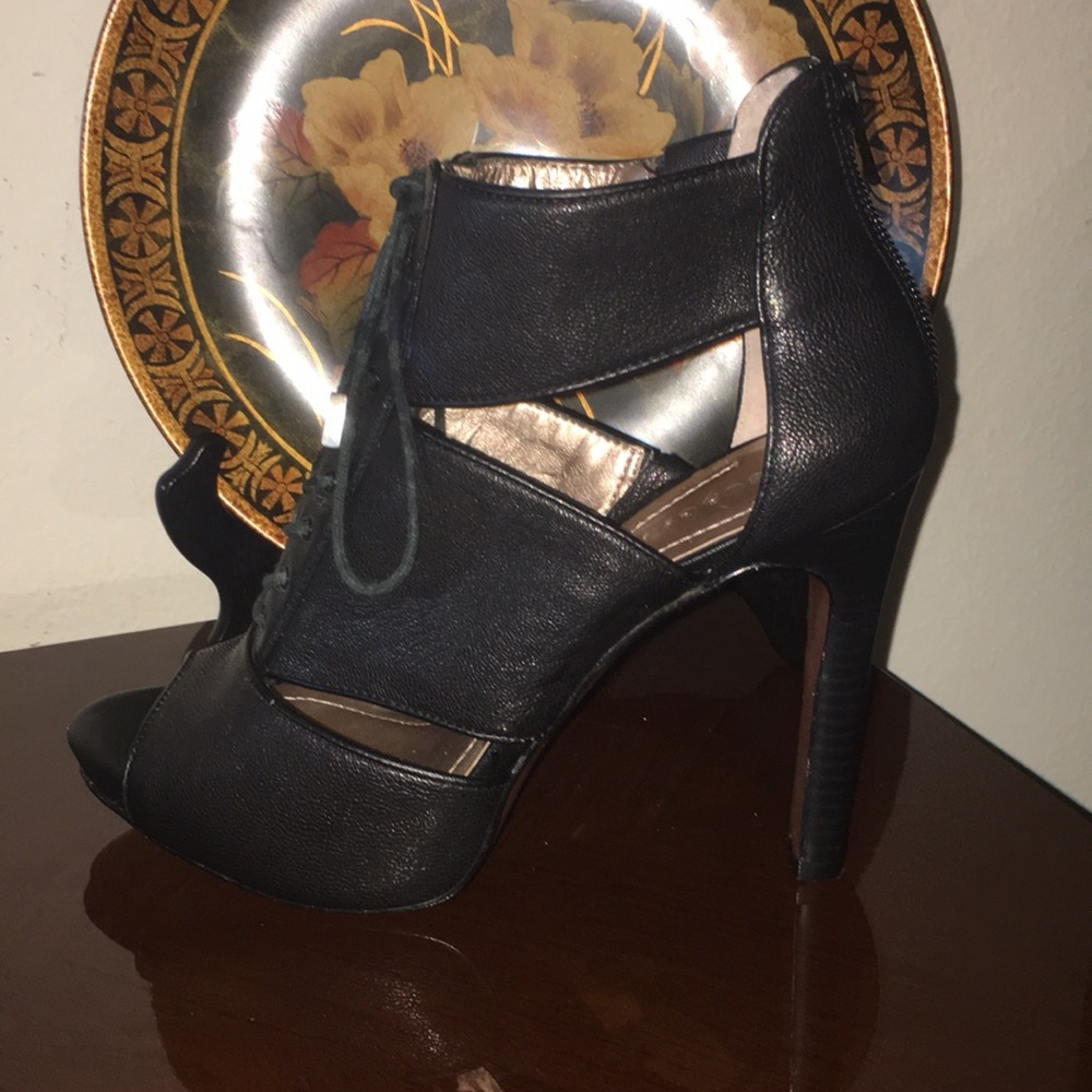 BCBGeneration - Picture 15 of 16